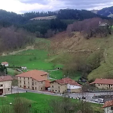 In One. Todo En Uno. Appartement Berriz